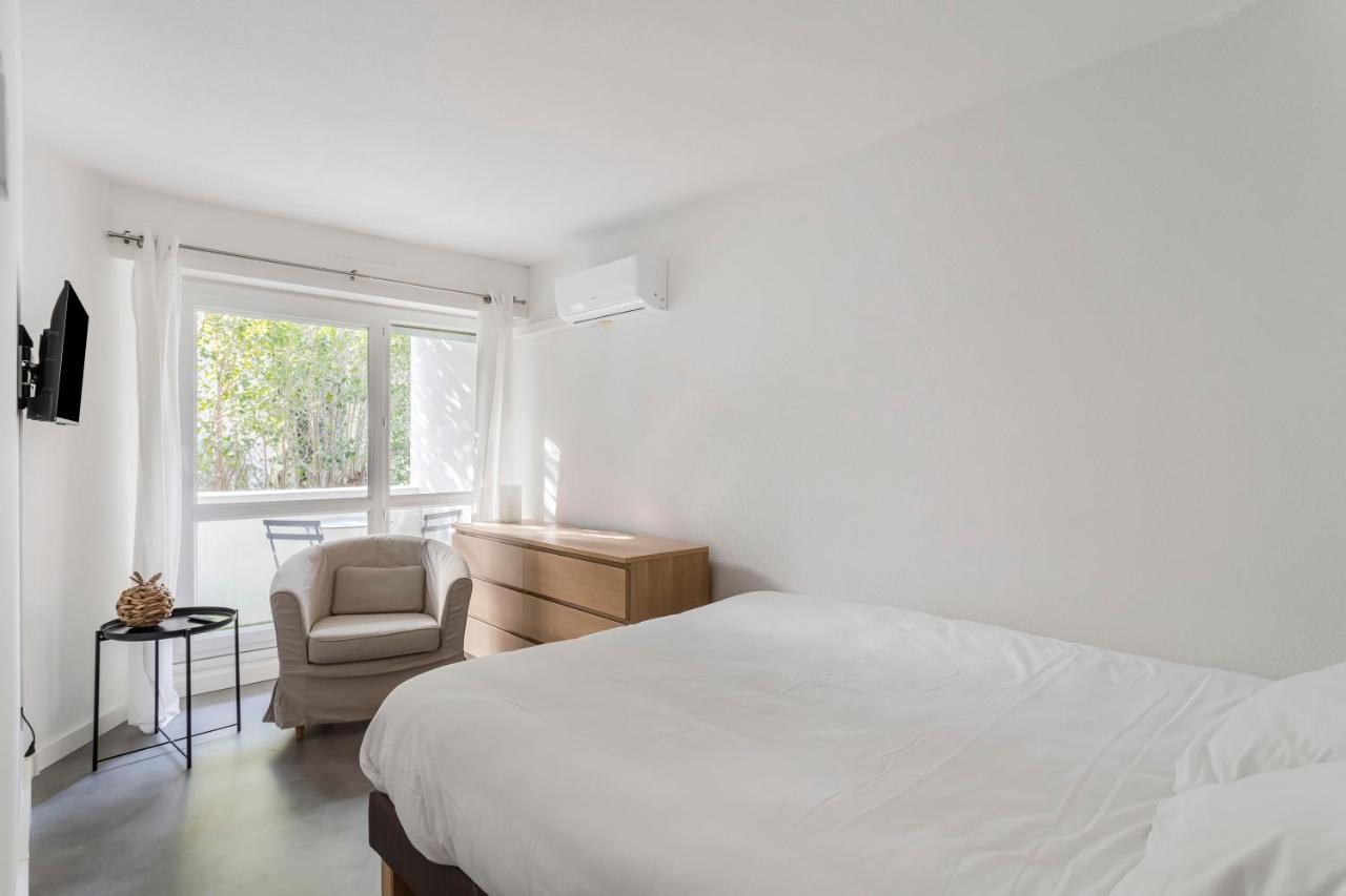 Le Roucas Apartment เลส์โบซ์-เดอ-โพรว็องซ์ ภายนอก รูปภาพ