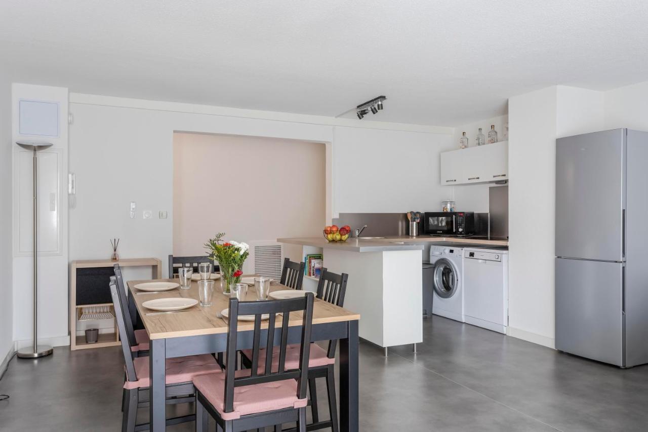 Le Roucas Apartment เลส์โบซ์-เดอ-โพรว็องซ์ ภายนอก รูปภาพ